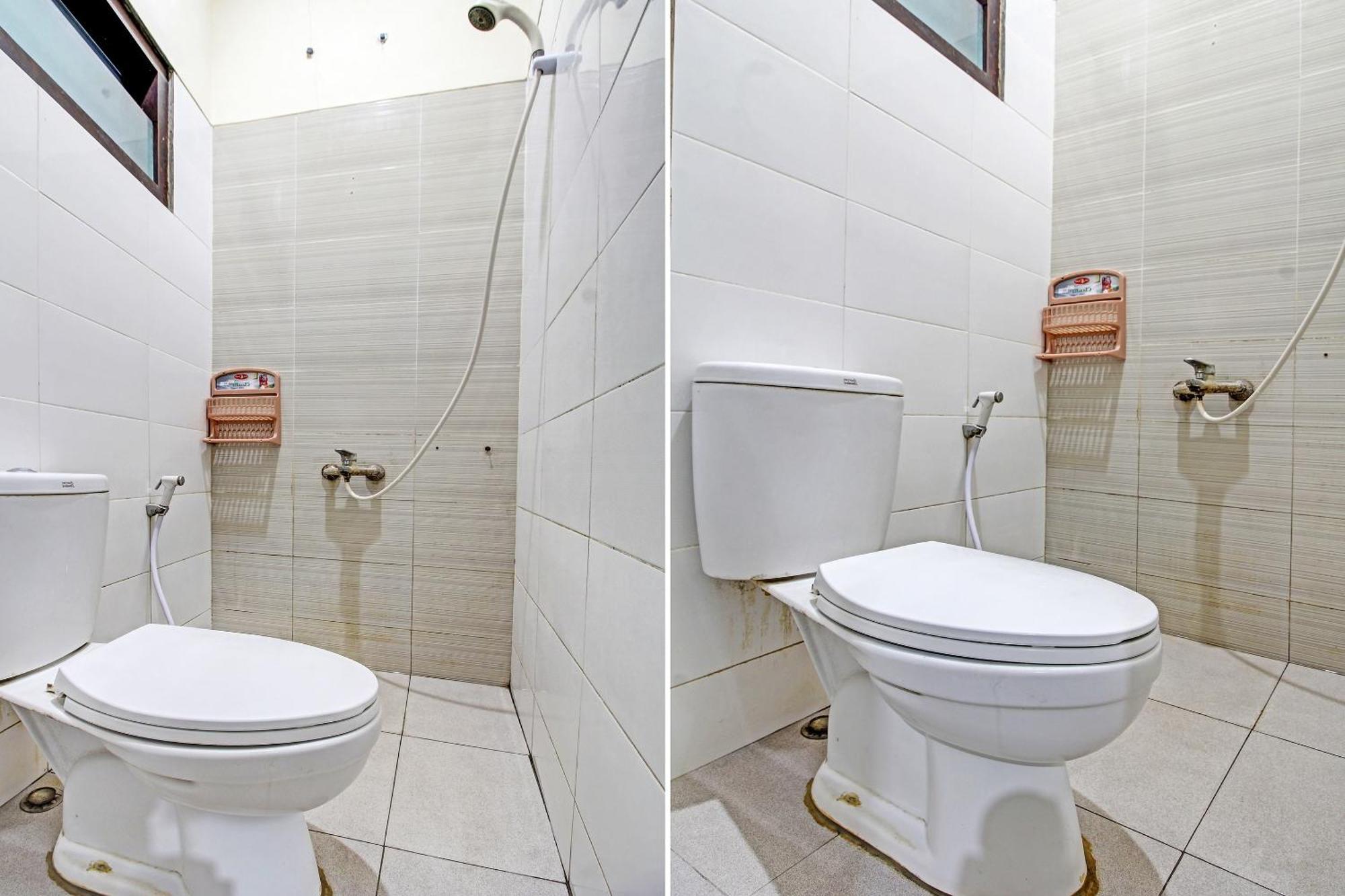 Super Oyo 91202 Family Guest House Syariah Тулунгагун Екстериор снимка